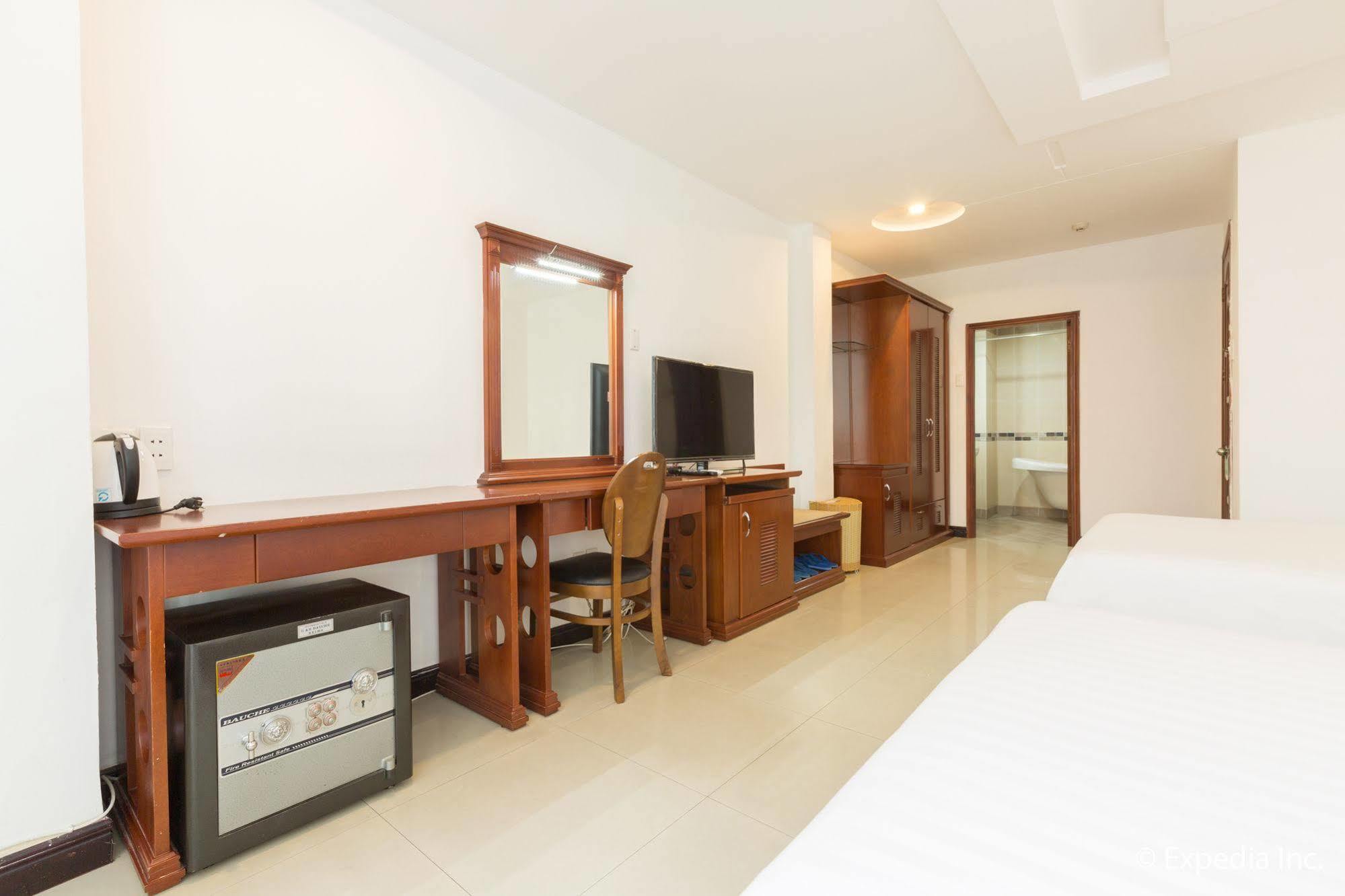 Lien Thanh Hotel Bandar Ho Chi Minh Luaran gambar